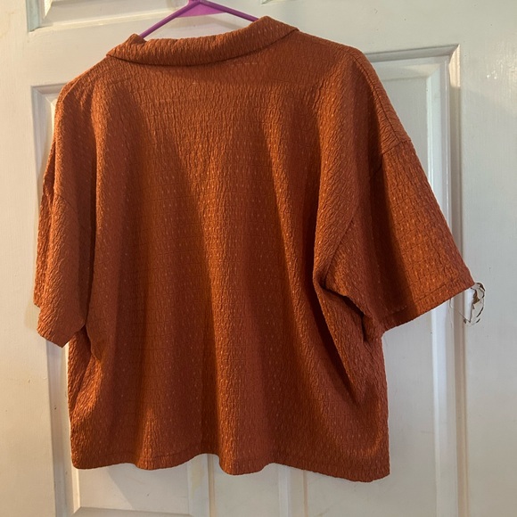 Madewell Rust Textured Short-Sleeve Button Top - Picture 2 of 2